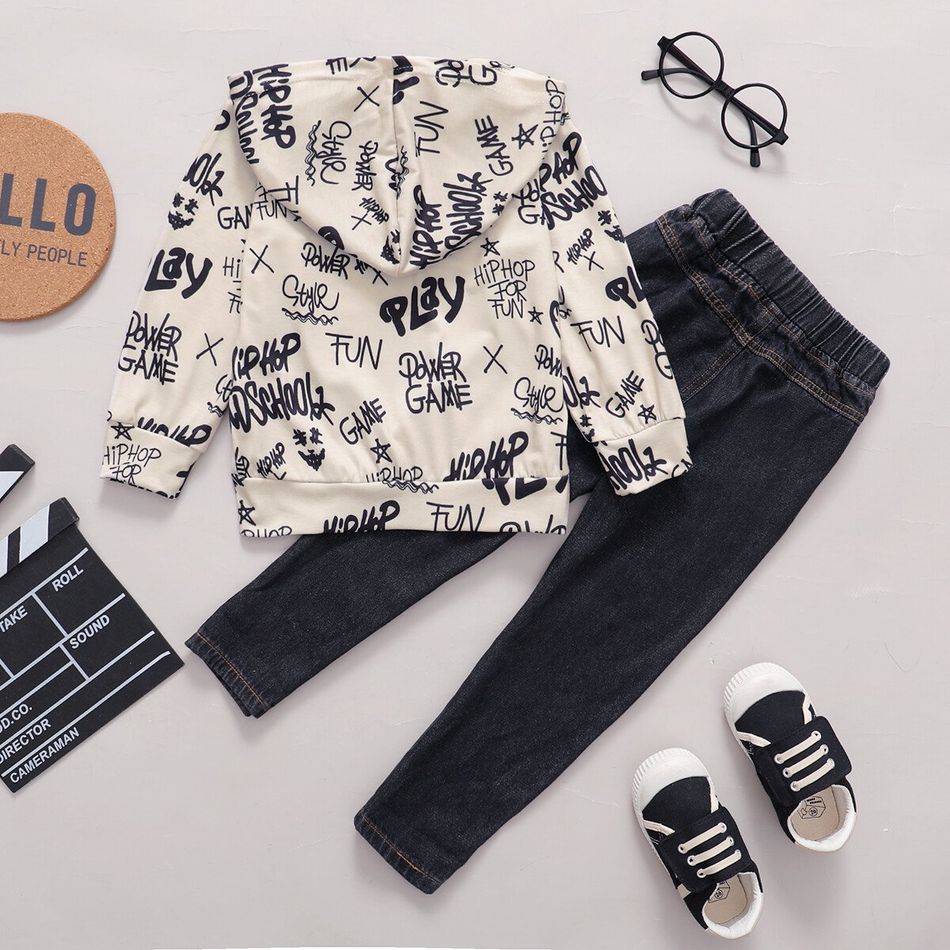 2pcs Kid Boy Letter Allover Print Hoodie Sweatshirt and Patchwork Ripped Denim Jeans Set OffWhite big image 5
