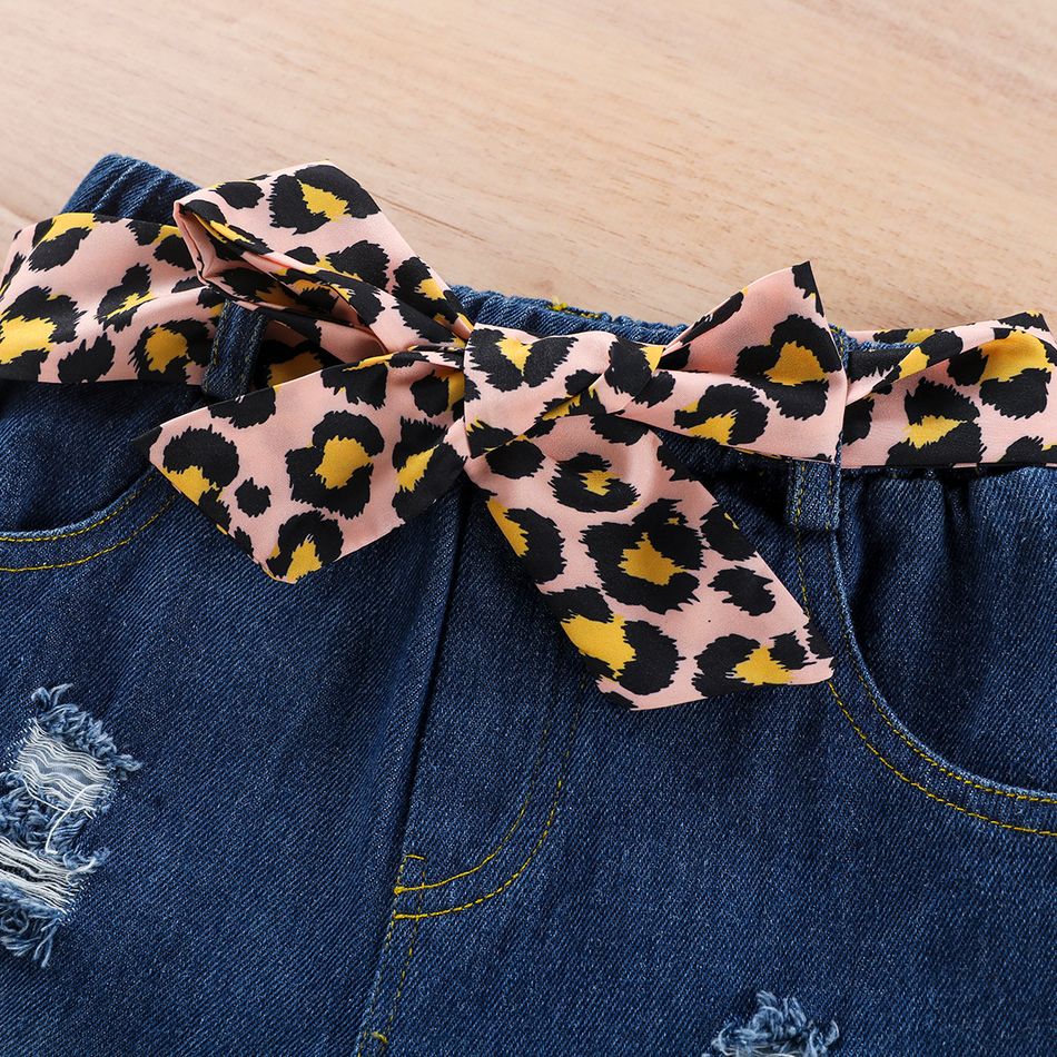3-piece Baby Solid Flutter-sleeve Off Shoulder Top and Leopard Print Bowknot Nine-minute Jeans Set Black big image 10