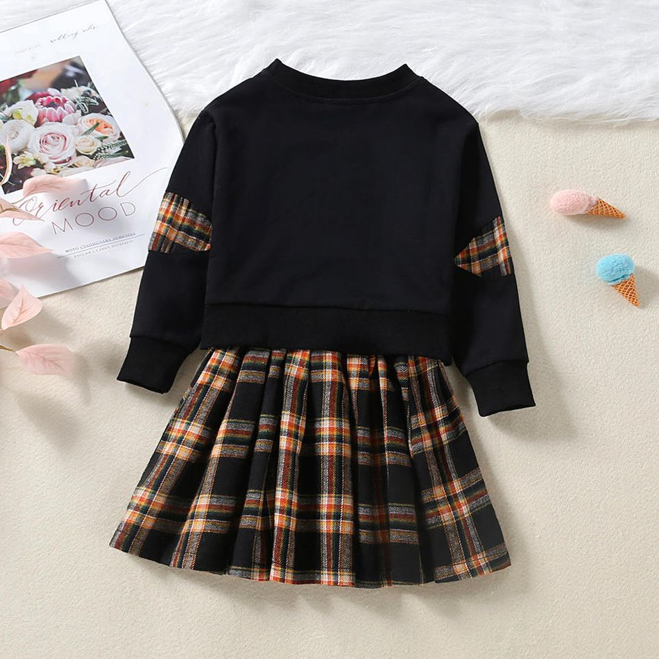 2pcs Kid Girl Letter Embroidered Sweatshirt and Plaid Pleated Skirt Set Black