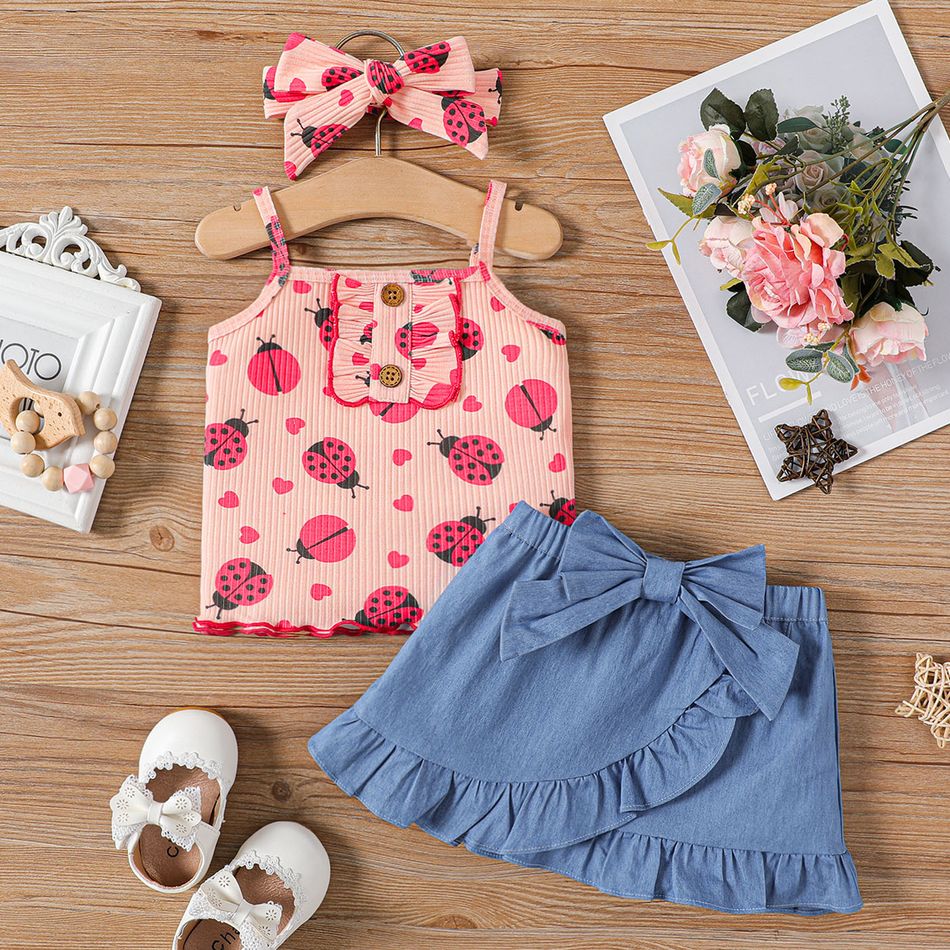 3pcs Baby Girl Cotton Ribbed Allover Ladybird Print Cami Top and Bow Decor Ruffled Skirt & Headband Set Pink