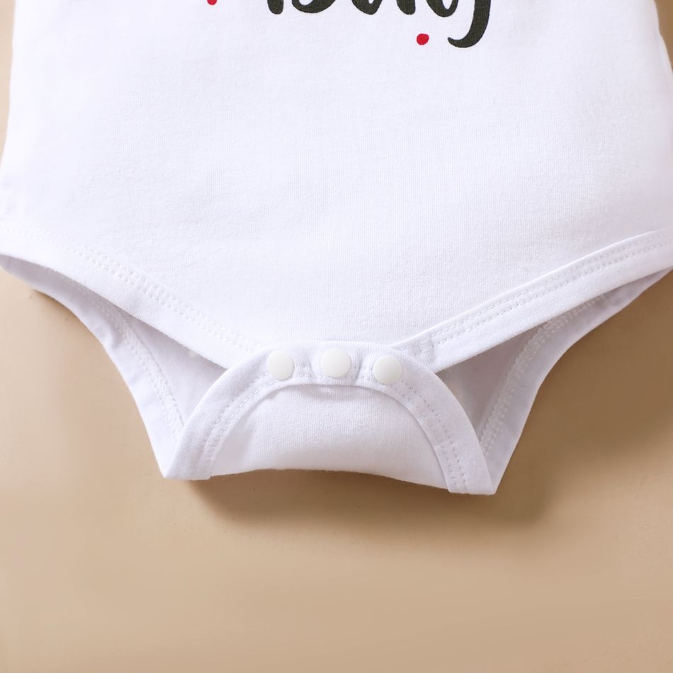 2pcs Baby Girl Cotton Ruffle Short-sleeve Letter and Ladybug Print Romper and Shorts Set White big image 7