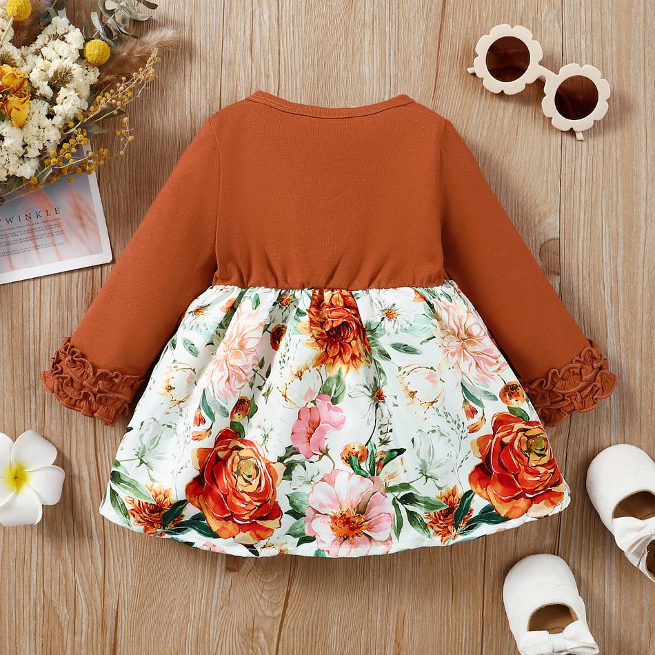 Baby Girl 95% Cotton Long-sleeve Letter Graphic Spliced Floral Print Dress YellowBrown big image 2