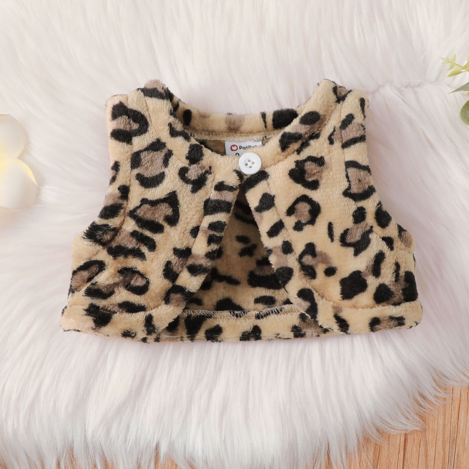 2pcs Baby Girl 95% Cotton Long-sleeve Letter Embroidered Jumpsuit and Leopard Fuzzy Vest Set White big image 4