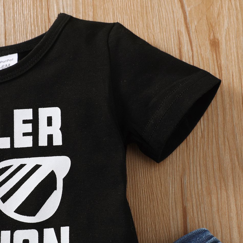 2pcs Baby Girl 95% Cotton Sunglass & Letter Print Short-sleeve Tee and Ripped Jeans Set Black big image 4