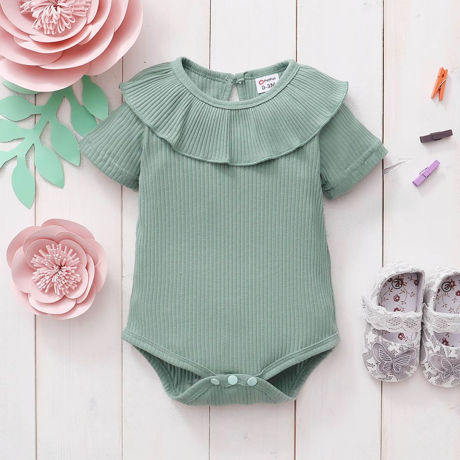 Ribbed Solid Flounce Decor Short-sleeve Baby Romper Green