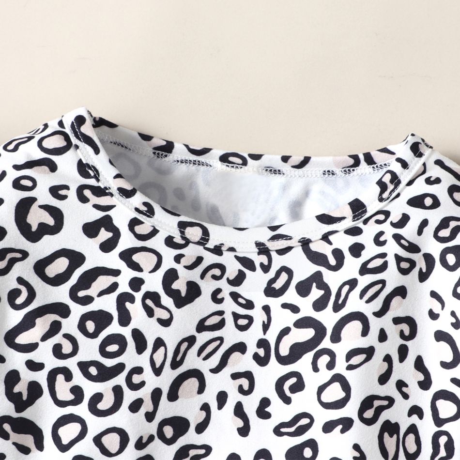 2-piece Toddler Girl Leopard Print Flutter Long-sleeve Top and Heart Pattern Pants Set Black big image 3