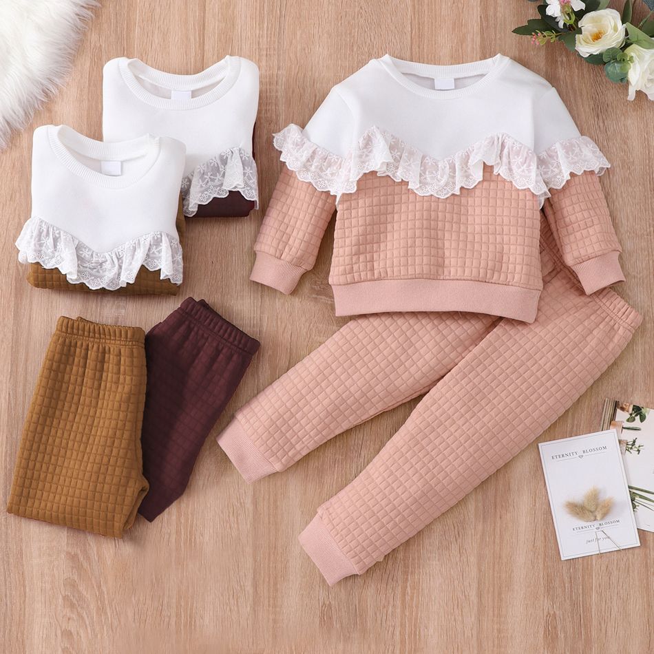 2-piece Toddler Girl Lace Design Colorblock Textured Sweatshirt and Solid Color Pants Set Pink big image 2