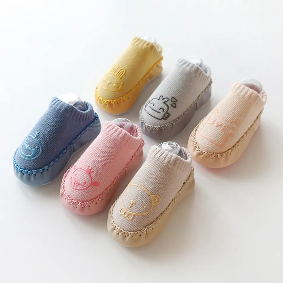bebé decoración con estilo de dibujos animados antideslizante calcetines Rosado