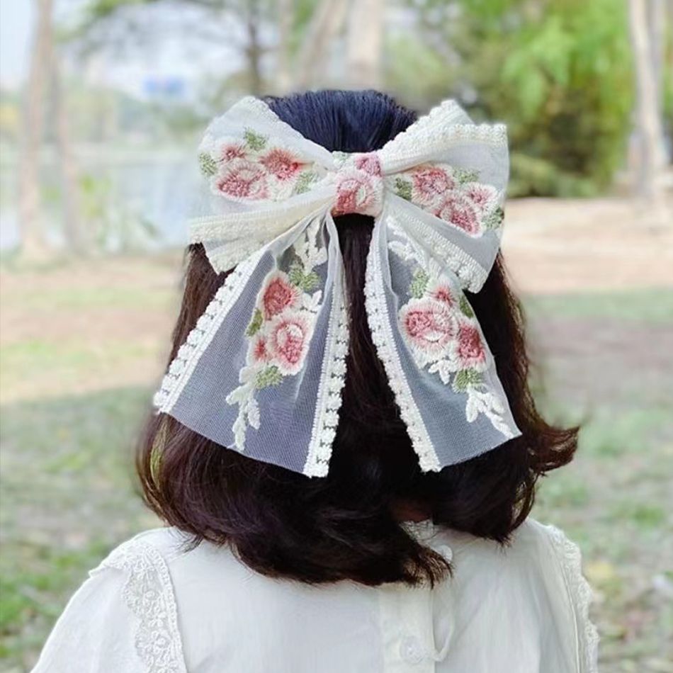 2-pack Embroidered Floral Pattern Butterfly Hair Clips for Girls (Pattern Random) Multi-color big image 2