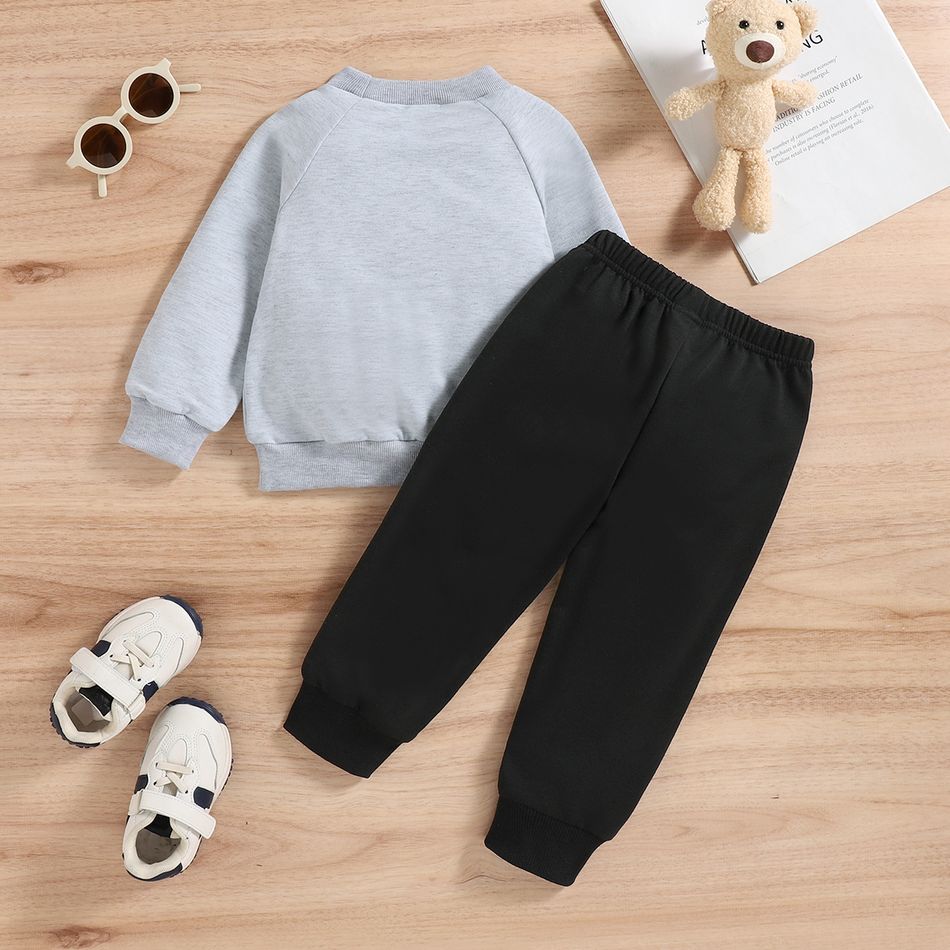 2pcs Toddler Boy Bear Terry Patch Embroidered Raglan Sleeve Pullover Sweatshirt and Pants Set Grey big image 2