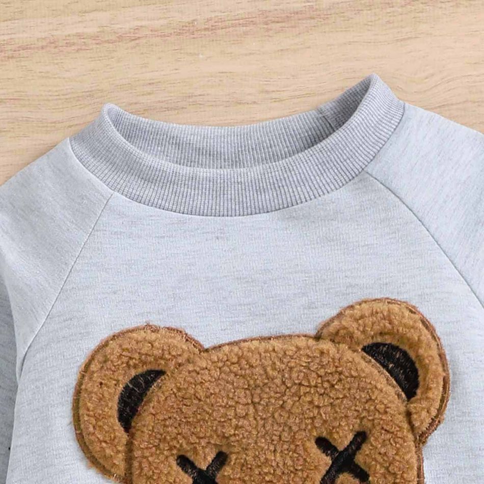 2pcs Toddler Boy Bear Terry Patch Embroidered Raglan Sleeve Pullover Sweatshirt and Pants Set Grey big image 3
