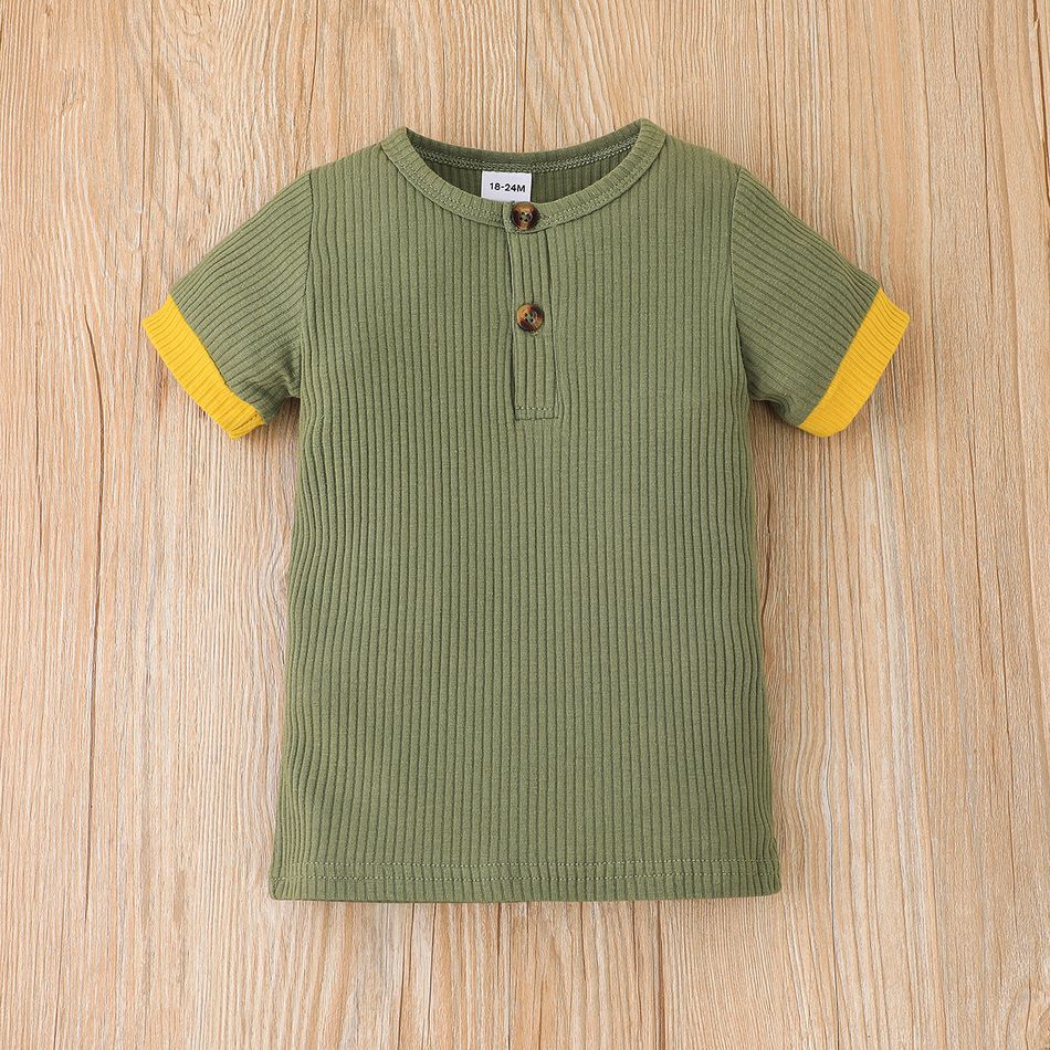 2pcs Toddler Boy Basic Button Design Ribbed Tee and Shorts Set Green big image 4