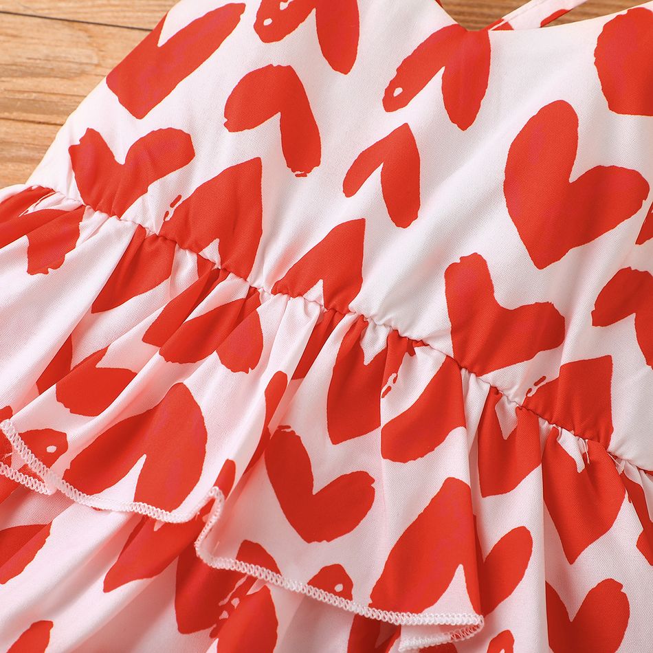 2 قطع طفلة في جميع أنحاء الأحمر الحب القلب طباعة السباغيتي حزام فستان الطبقات مع مجموعة عقال أحمر big image 3
