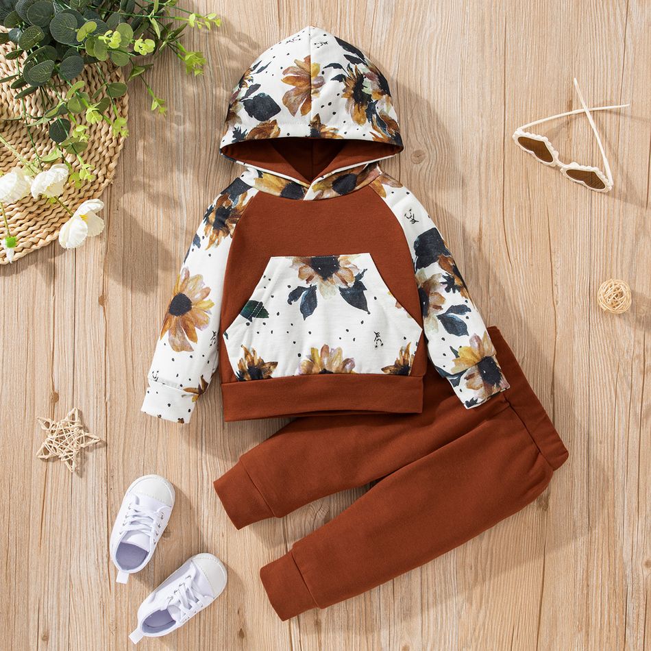 2pcs Baby Girl Floral Print Raglan-sleeve Hoodie and Solid Sweatpants Set Caramel