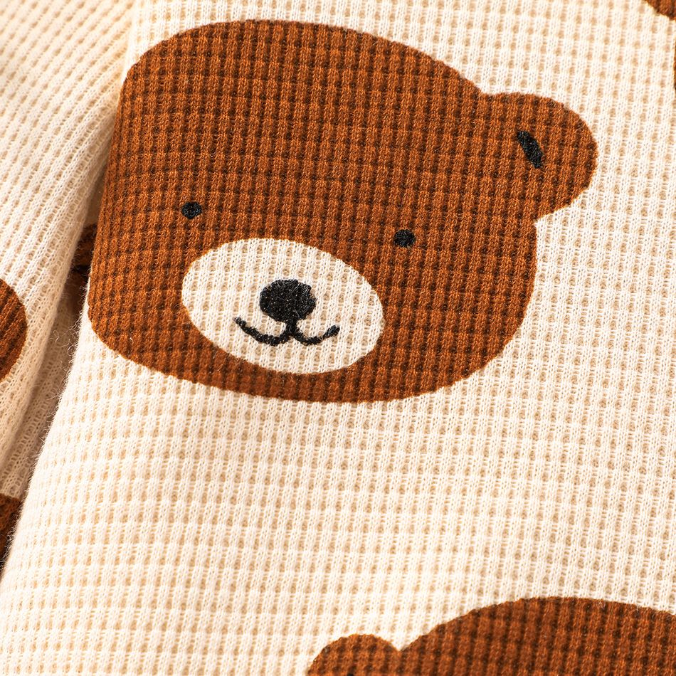 2pcs Baby Boy/Girl Allover Bear Print Long-sleeve Waffle Sweatshirt and Sweatpants Set Khaki big image 5
