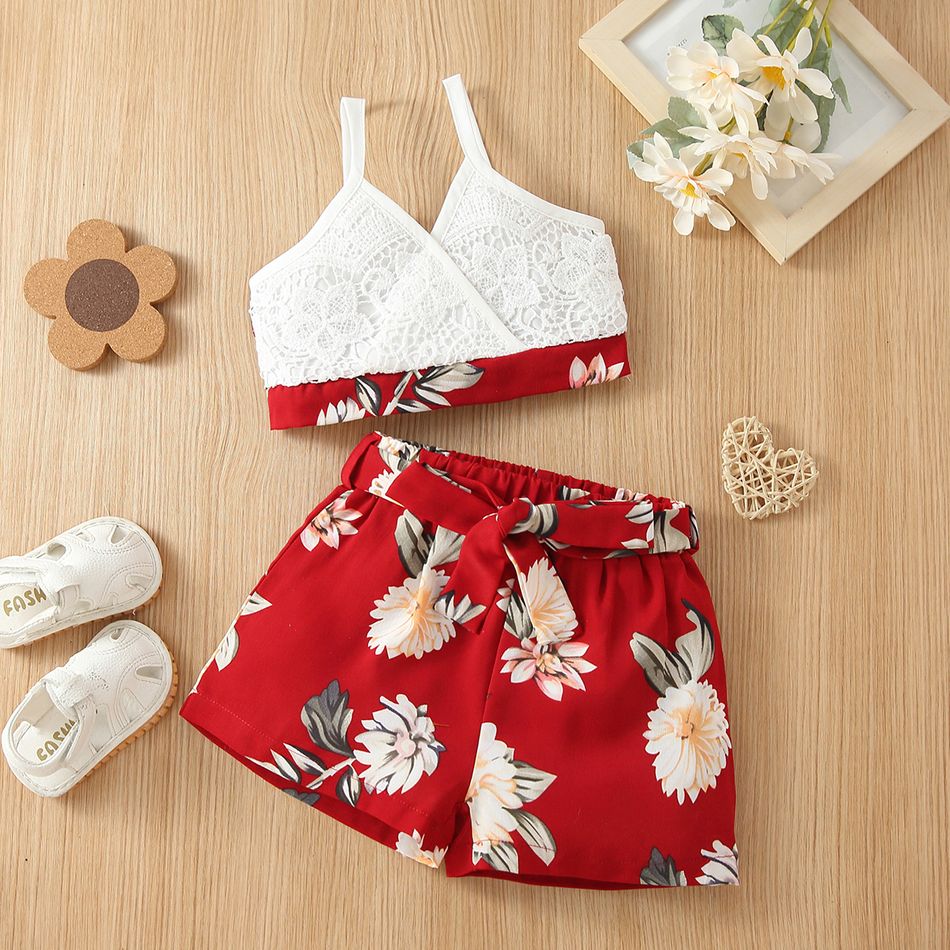 2-piece Toddler Girl Lace Design Camisole and Floral Print Belted Shorts Set Red