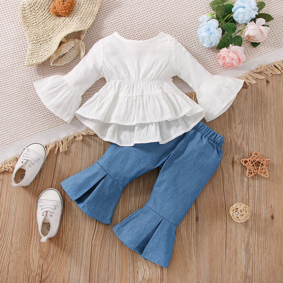 2pcs Baby Girl Solid Textured Flare-sleeve High Low Hem Top and Split Flared Pants Set White