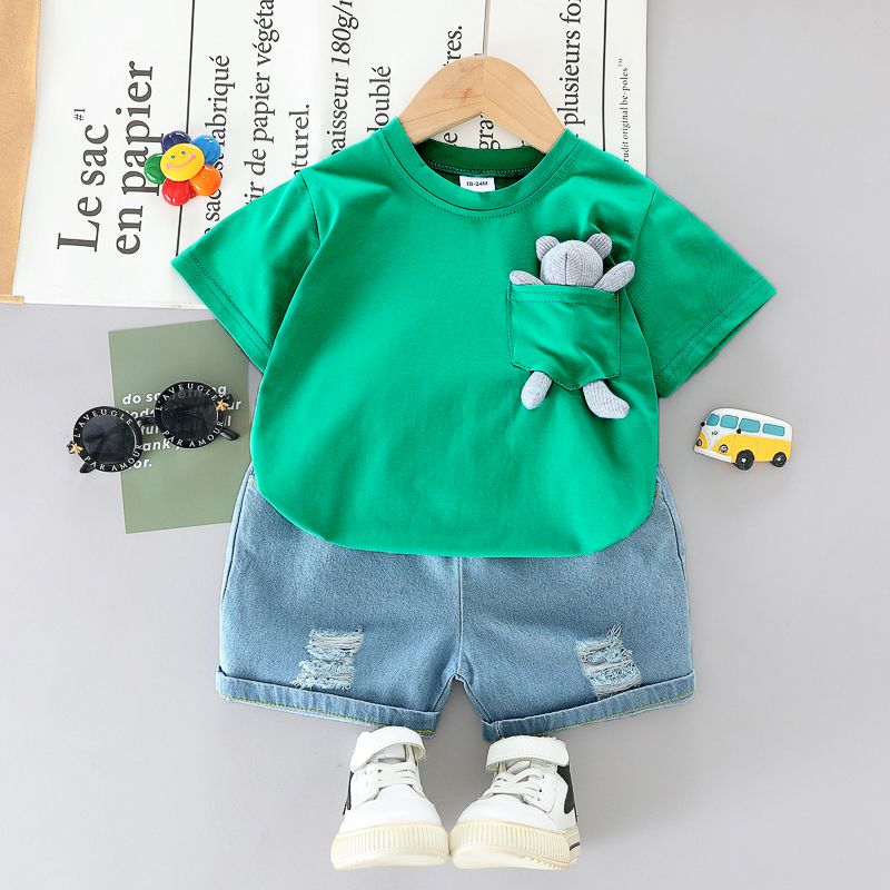 2pcs Toddler Boy Playful Bear Doll Pocket Design Tee and Ripped Denim Shorts Set Green