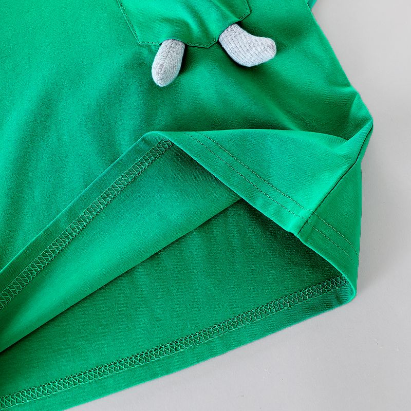 2pcs Toddler Boy Playful Bear Doll Pocket Design Tee and Ripped Denim Shorts Set Green big image 5