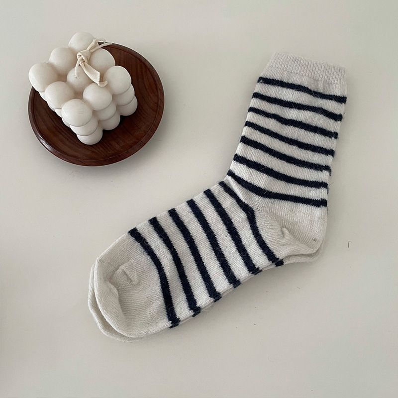 Women Stripe Winter Thick Warm Wool Cashmere Socks White