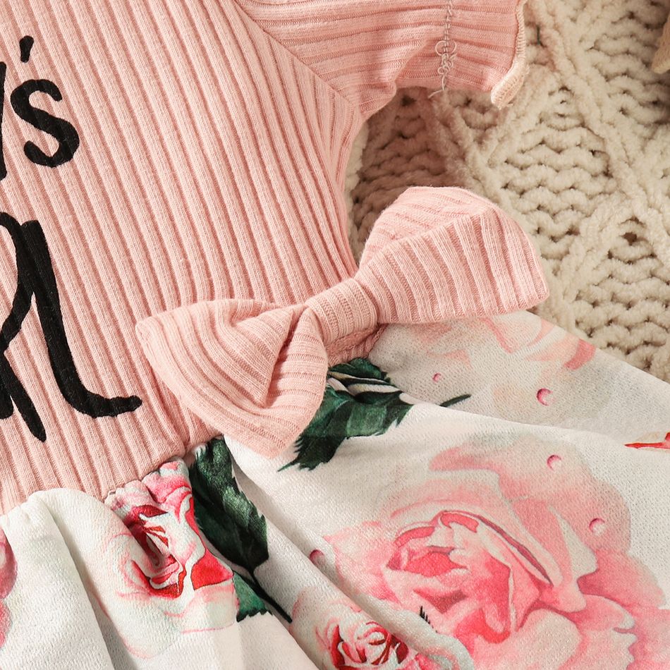 2pcs Baby Girl 95% Cotton Ribbed Puff-sleeve Letter Print Splicing Floral Print Layered Romper with Headband Set Pink big image 6