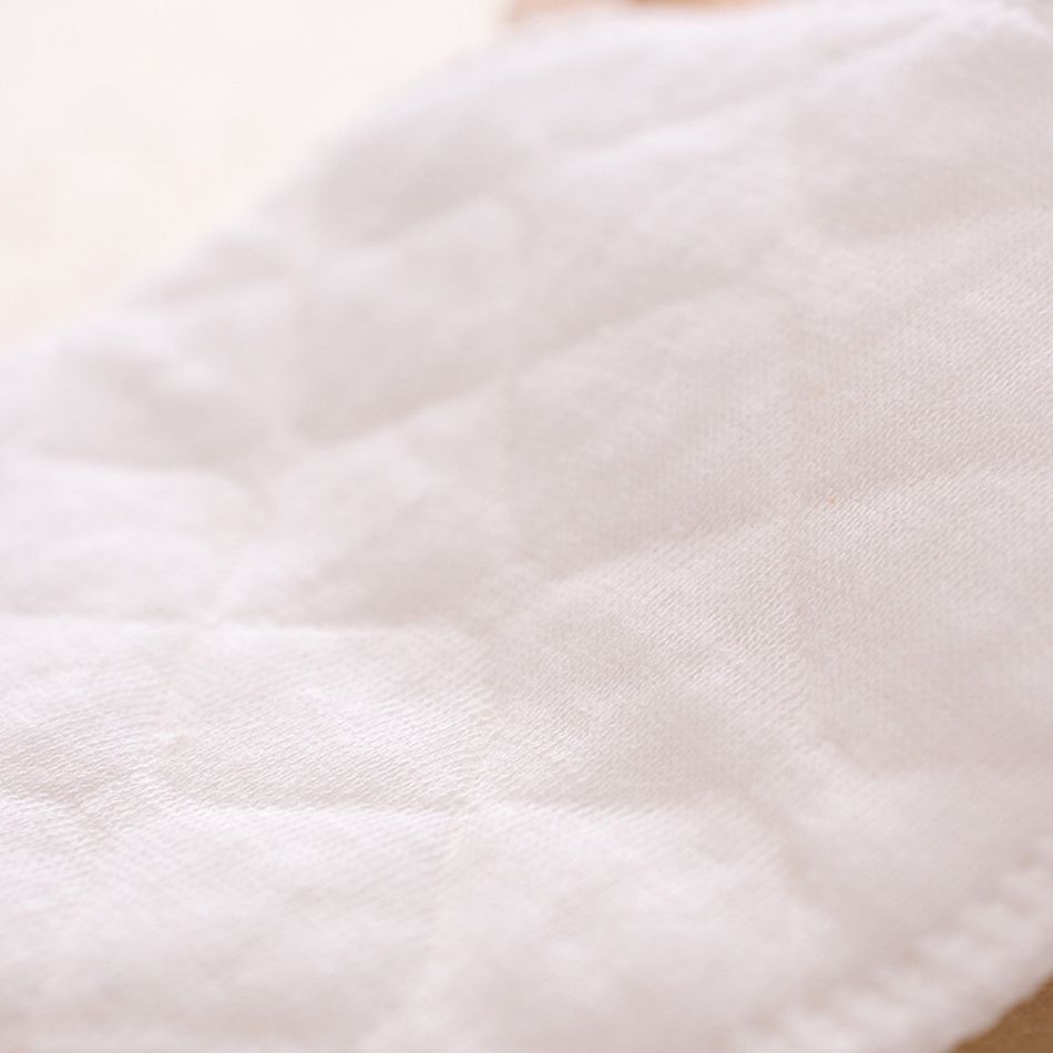 12 pcs almofadas de mama reutilizáveis de enfermagem à prova de água Branco