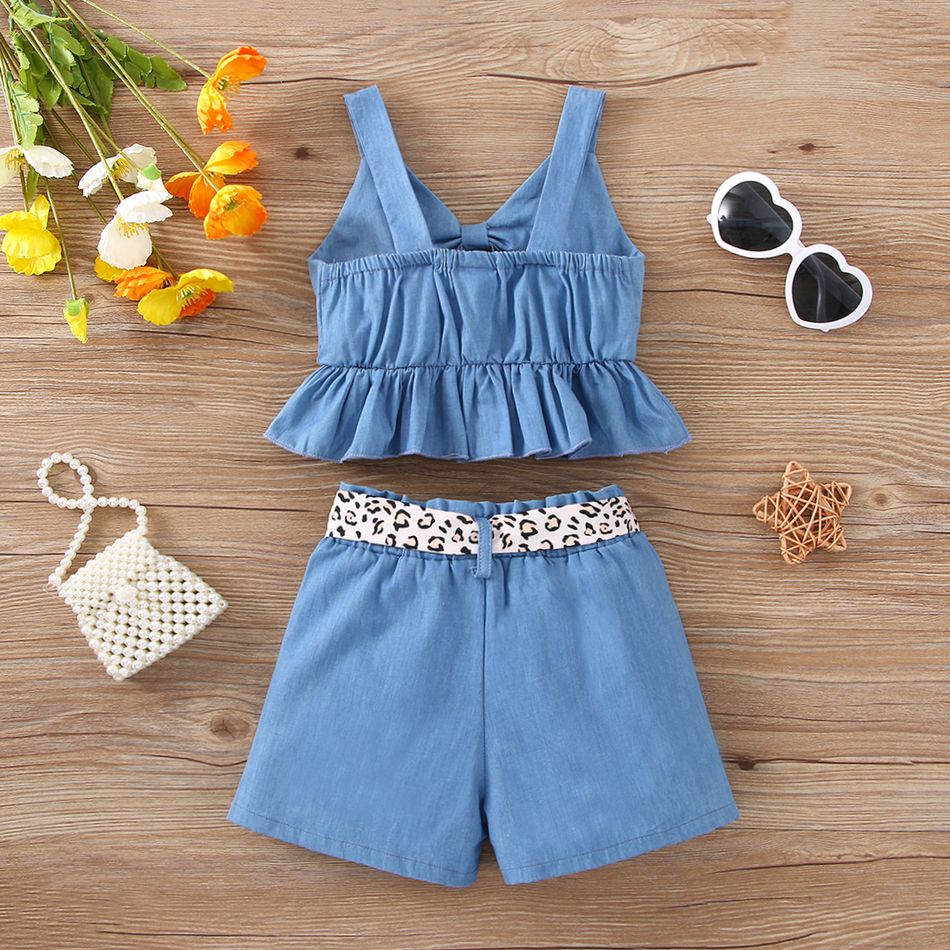 2pcs Toddler Girl Leopard Print Bowknot Design Cut Out Ruffle Denim Camisole and Belted Shorts Set Multi-color big image 2