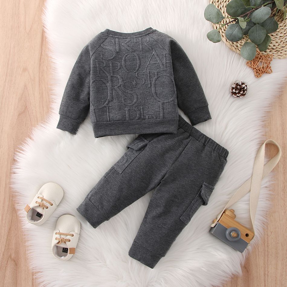 2pcs Baby Boy Dark Grey Textured Spliced Long-sleeve Sweatshirt and Sweatpants Set Dark Grey big image 2