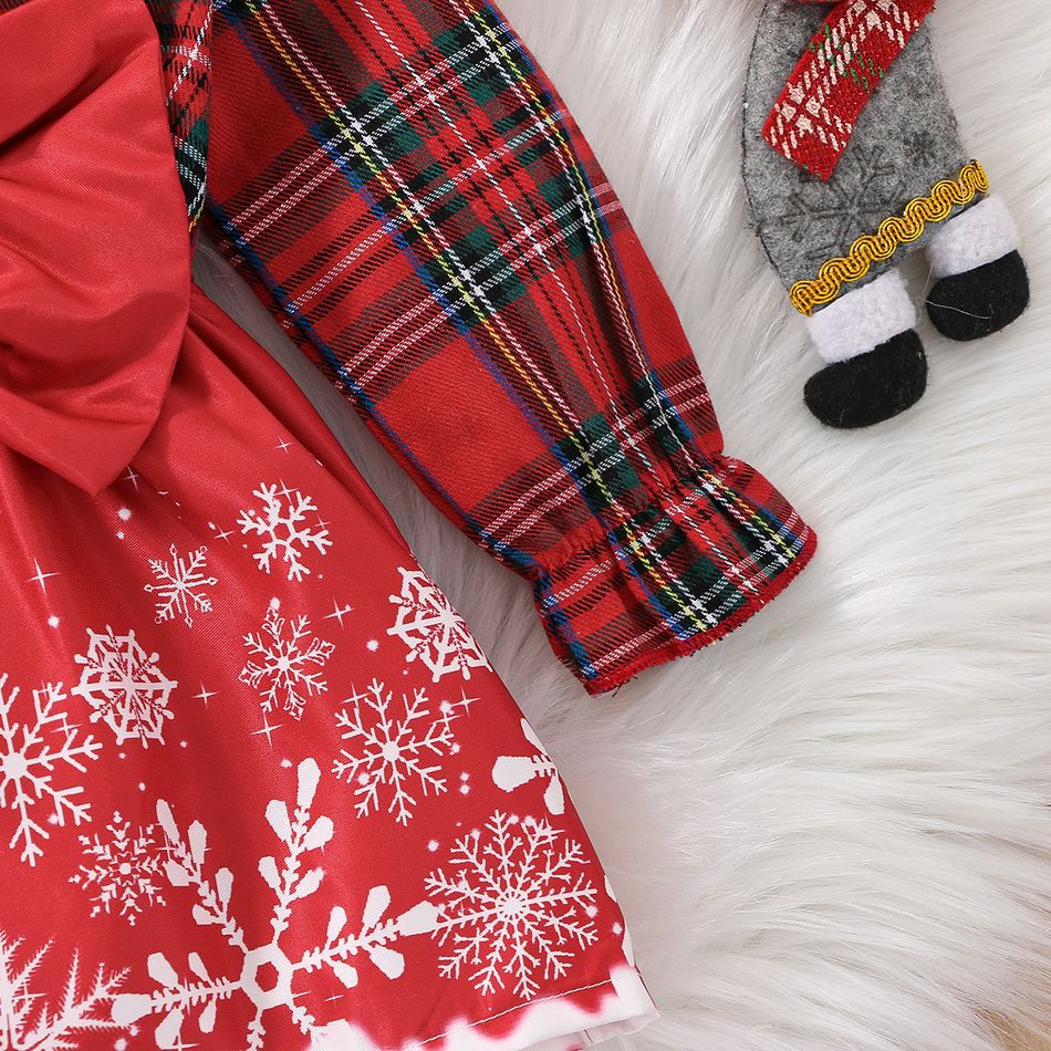عيد الميلاد 2 قطعة طفلة حمراء منقوشة كشكش طويلة الأكمام تقسم ندفة الثلج طباعة القوس فستان أمامي مع مجموعة عقال أحمر big image 6