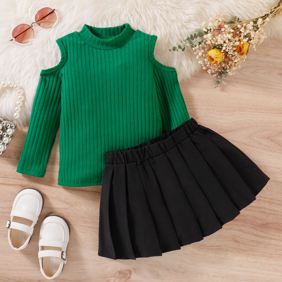 2pcs Toddler Girl Trendy Mock Neck Cold Shoulder Tee and Pleated Skirt Set Green big image 2
