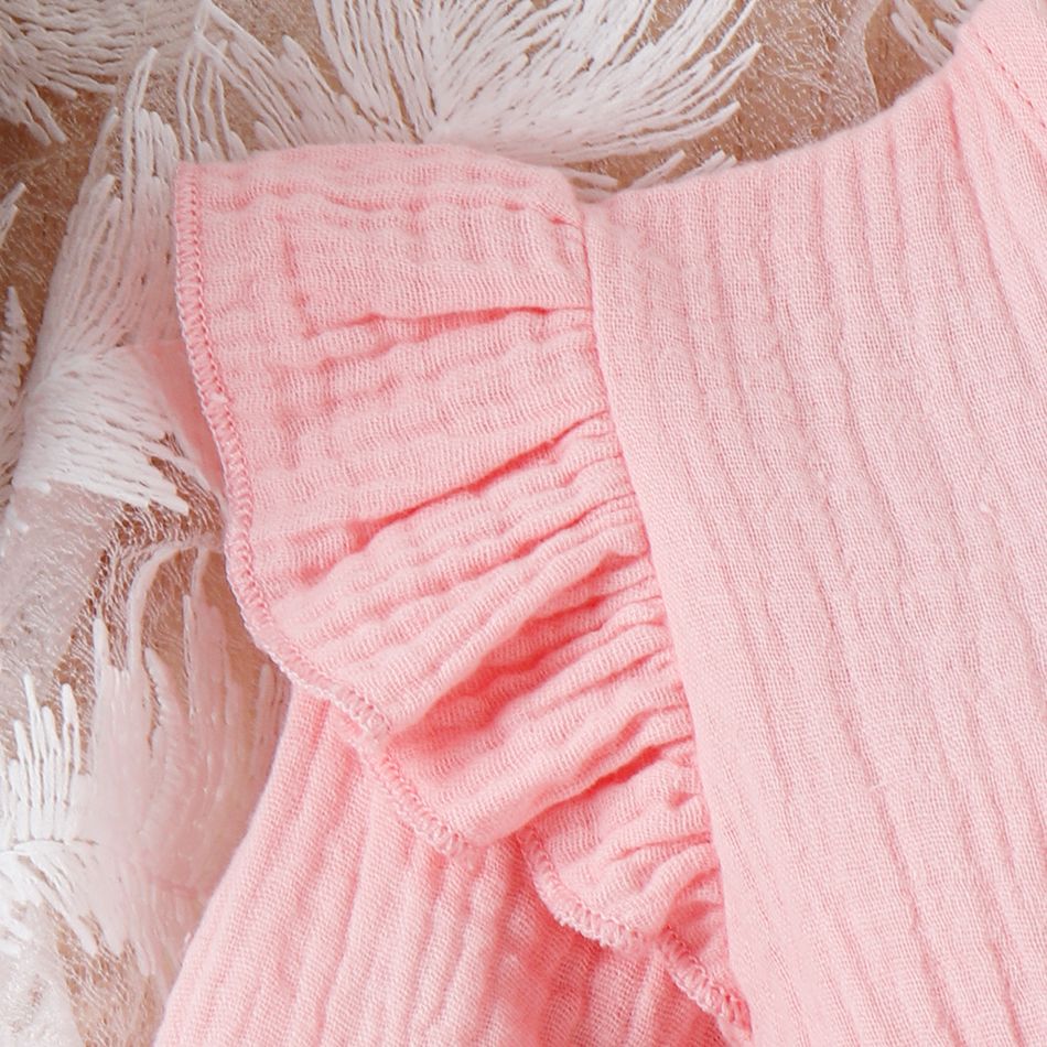 2pcs Baby Girl 95% Cotton Crepe Solid Ruffle Trim Bow Decor Long-sleeve Romper & Headband Set Pink big image 3