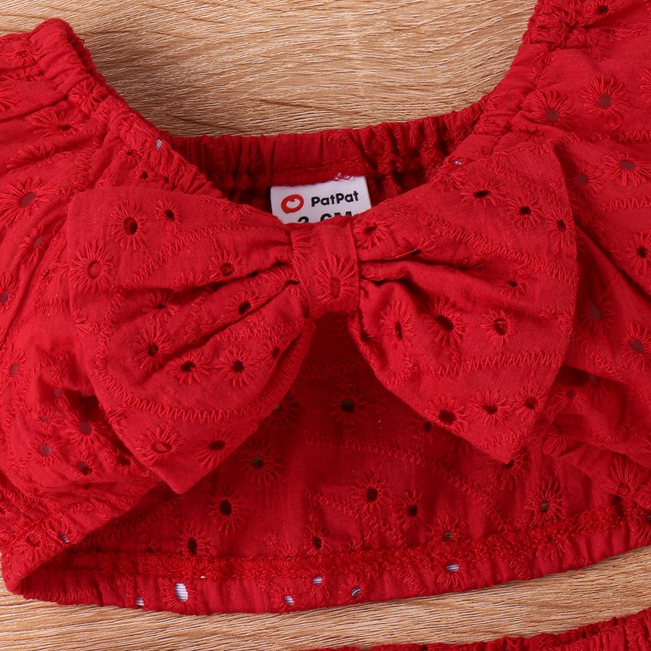 3pcs Baby Girl Solid Eyelet Embroidered Bow Front Short-sleeve Crop Top and High Low Hem Skirt & Headband Set Red big image 5