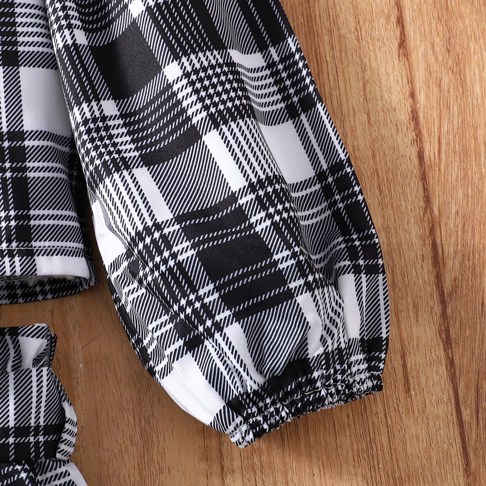 2pcs Toddler Girl Plaid  Doll Collar Button Design Long-sleeve Blouse and Belted Shorts Set Black/White big image 5
