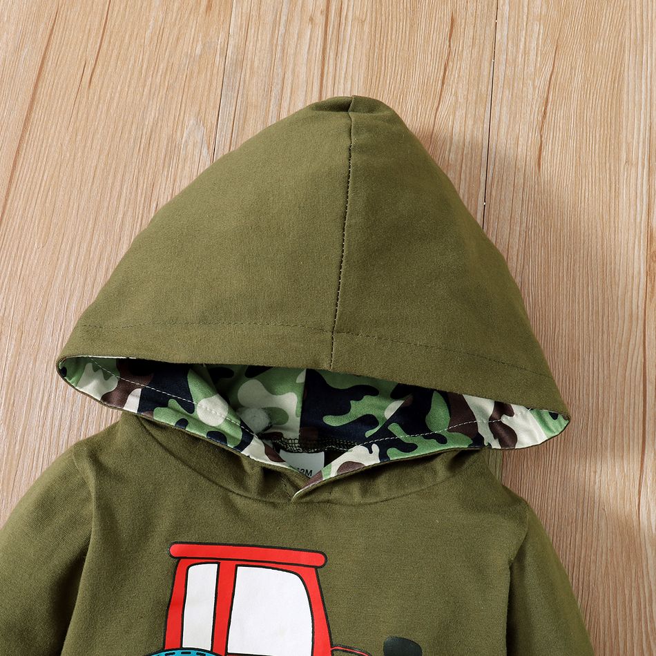 2pcs Toddler Boy Trendy Vehicle Print Hoodie Sweatshirt and Camouflage Print Pants Set Dark Green big image 4