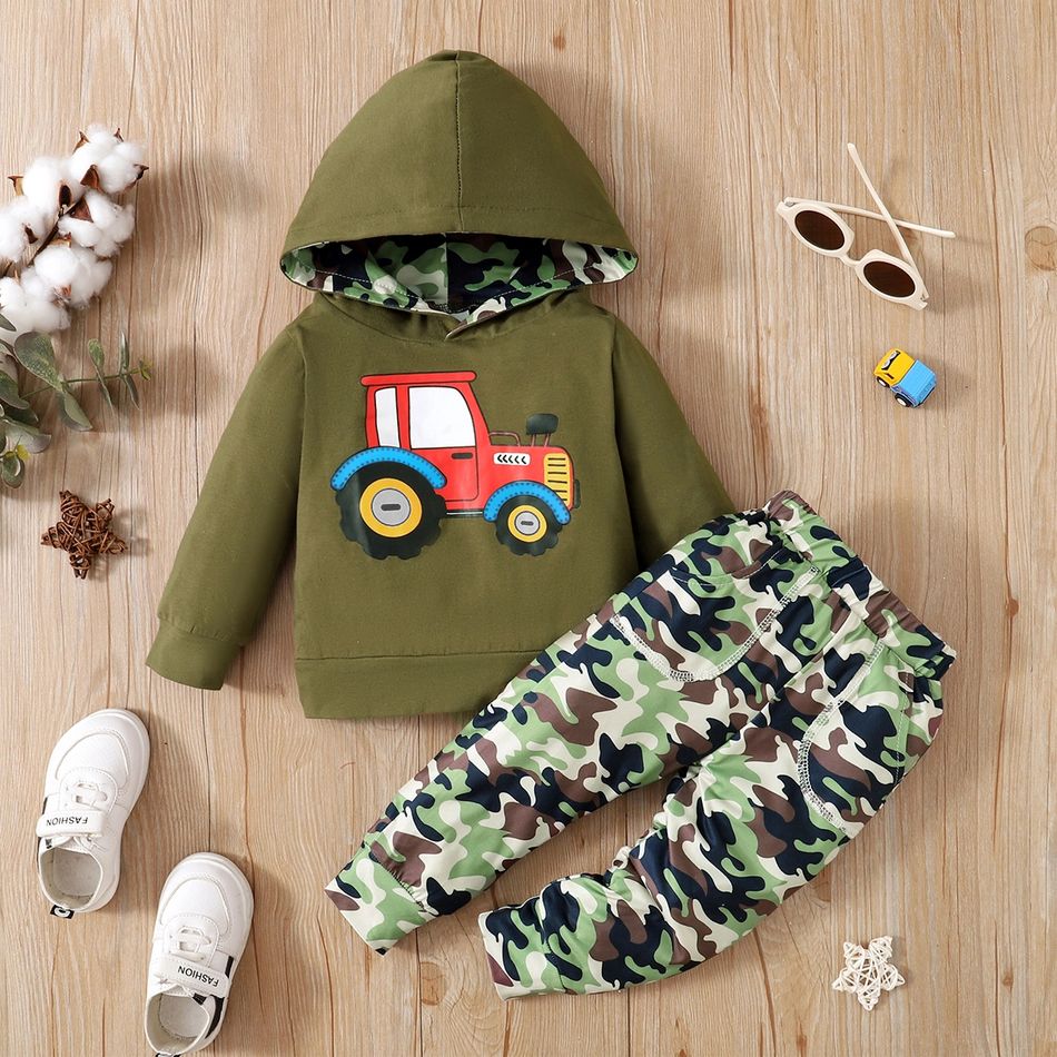 2pcs Toddler Boy Trendy Vehicle Print Hoodie Sweatshirt and Camouflage Print Pants Set Dark Green