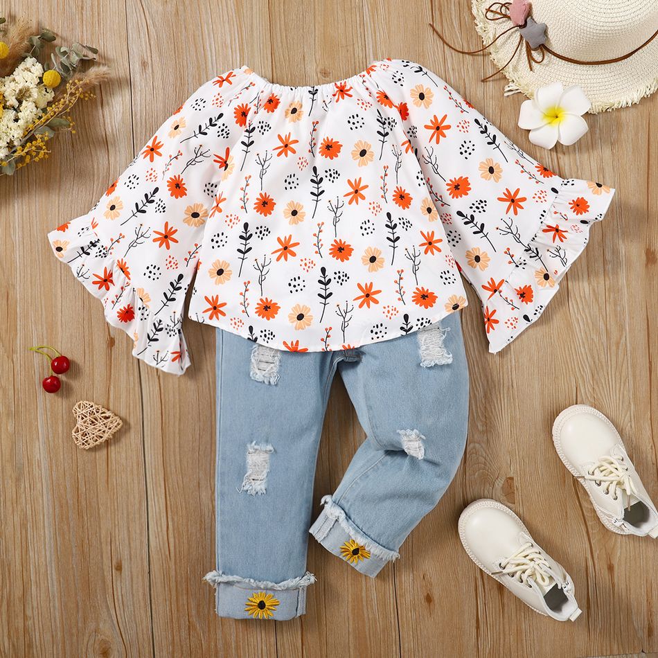 2pcs Toddler Girl Floral Print Bell sleeves Blouse and Ripped Denim Jeans Set Multi-color big image 3