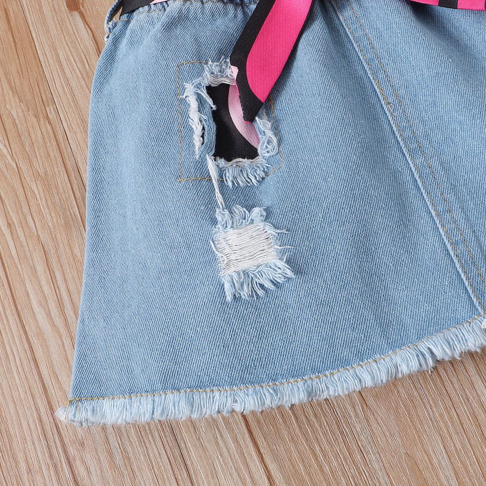 3pcs Toddler Girl Trendy Ripped Denim Skirt & Belt and Off Shoulder Letter Print Tee Set Hot Pink big image 7