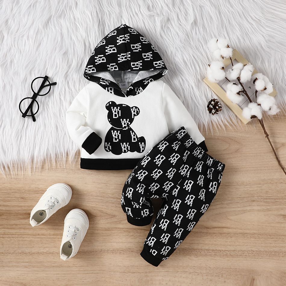 2pcs Baby Boy/Girl Bear Graphic Long-sleeve Hoodie and Allover Print Sweatpants Set White