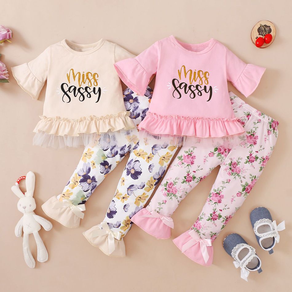 2pcs Baby Girl 95% Cotton Bell Sleeve Letter Print Ruffle Top and Floral Print Leggings Set Pink big image 2