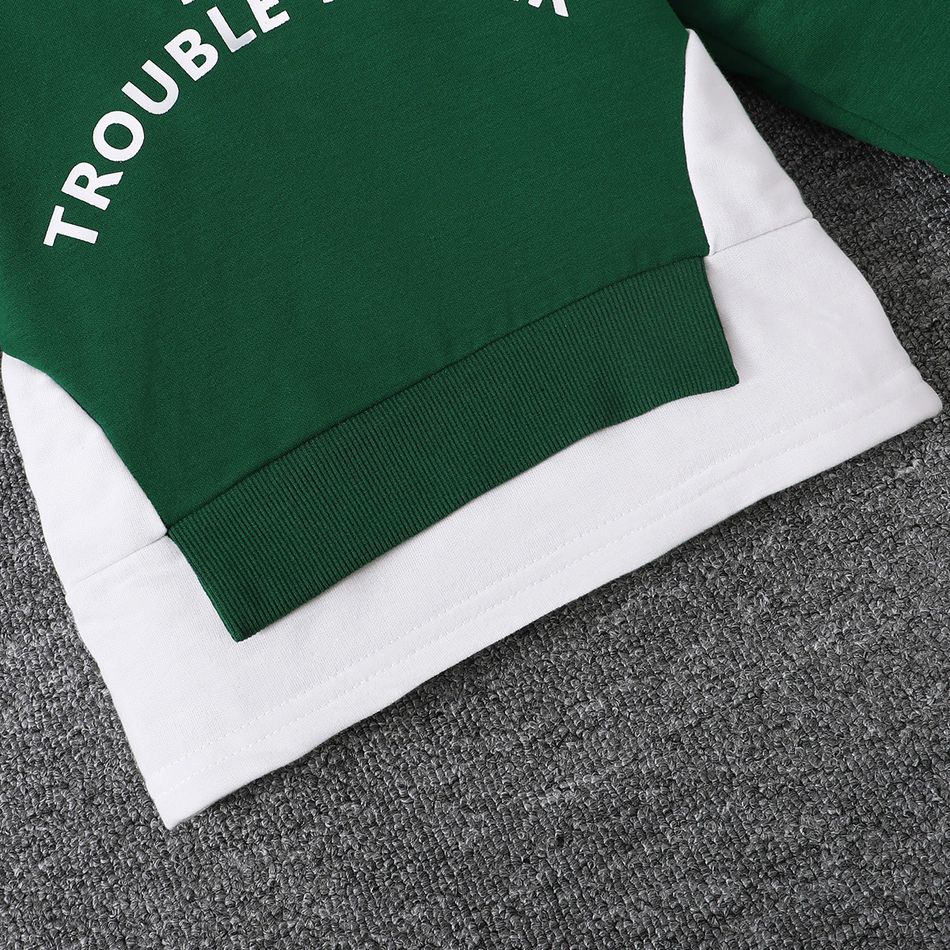 2pcs Toddler Boy Trendy Faux-two Letter Print Hoodie Sweatshirt and Elasticized Pants Set Green big image 4