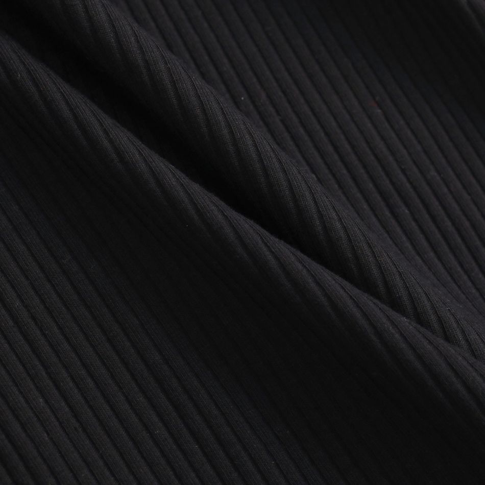 2-قطعة طفلة صغيرة الرقبة وهمية طويلة الأكمام مضلع أسود أعلى و زر تصميم مجموعة تنورة منقوشة أسود big image 6