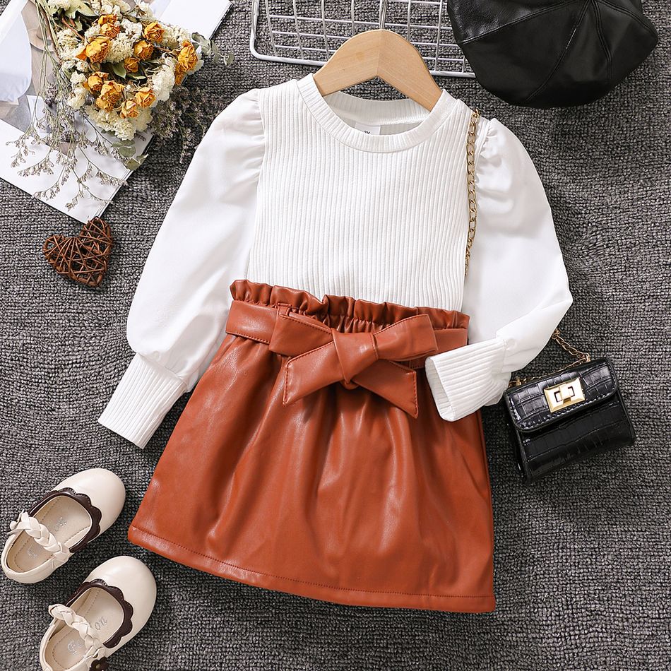 2pcs Toddler Girl Trendy Ribbed Puff-sleeve White Tee and Belted PU Skirt Set Khaki