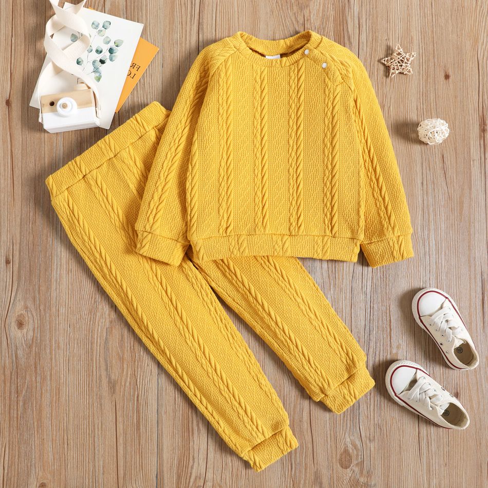 2pcs Toddler Boy Cable Knit Textured Solid Color Sweatshirt and Pants Set Yellow