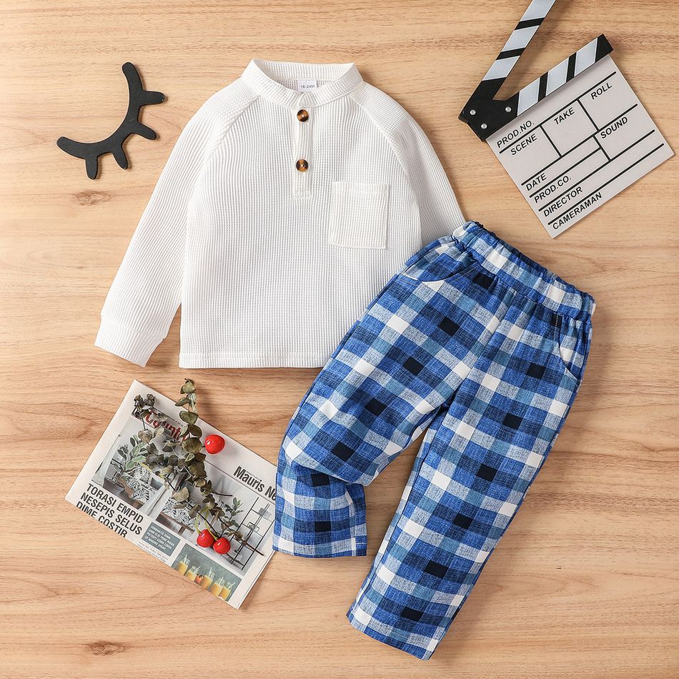 2pcs Toddler Boy Preppy style Button Pocket Design Raglan Sleeve White Shirt and Plaid Pants Set White big image 3