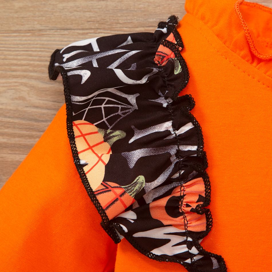 Halloween 3pcs Baby Girl 95% Cotton Long-sleeve Ruffle Trim Romper and Bow Front Allover Pumpkin & Letter Print Skirt with Headband Set Orange big image 3