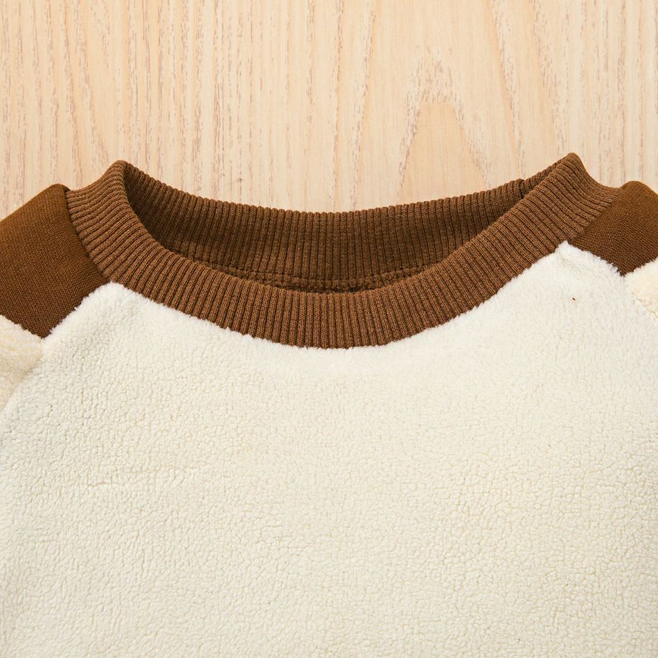 2pcs Baby Girl Bear Ears Decor Raglan-sleeve Embroidered Fleece Sweatshirt and Sweatpants Set Brown big image 3