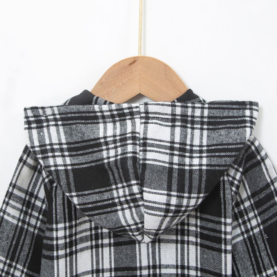 2pcs Baby Boy Bear Embroidered Letter Print Plaid Hooded Long-sleeve Shirt Jacket and Sweatpants Set Black/White big image 5