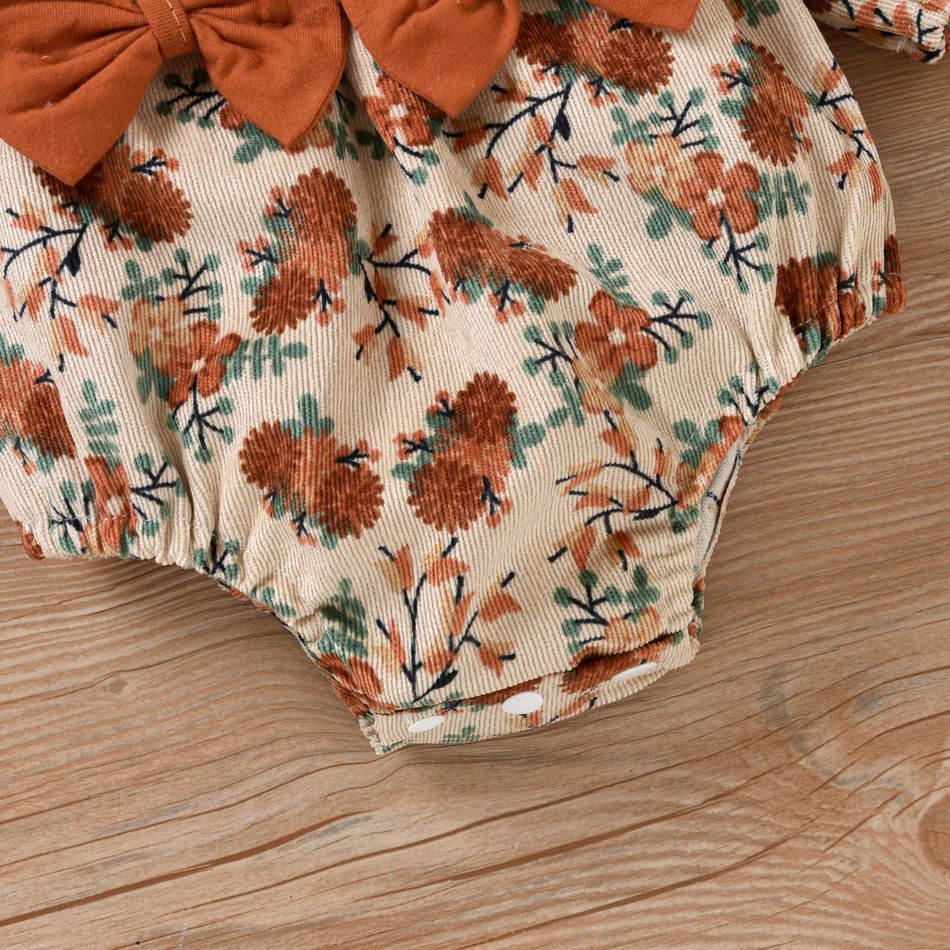 2pcs Baby Girl All Over Floral Print Lace Splicing Long-sleeve Bowknot Corduroy Romper Set Apricot big image 6