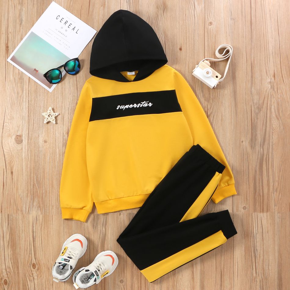 2-piece Kid Boy Letter Print Colorblock Hoodie Sweatshirt and Pants Casual Set Yellow