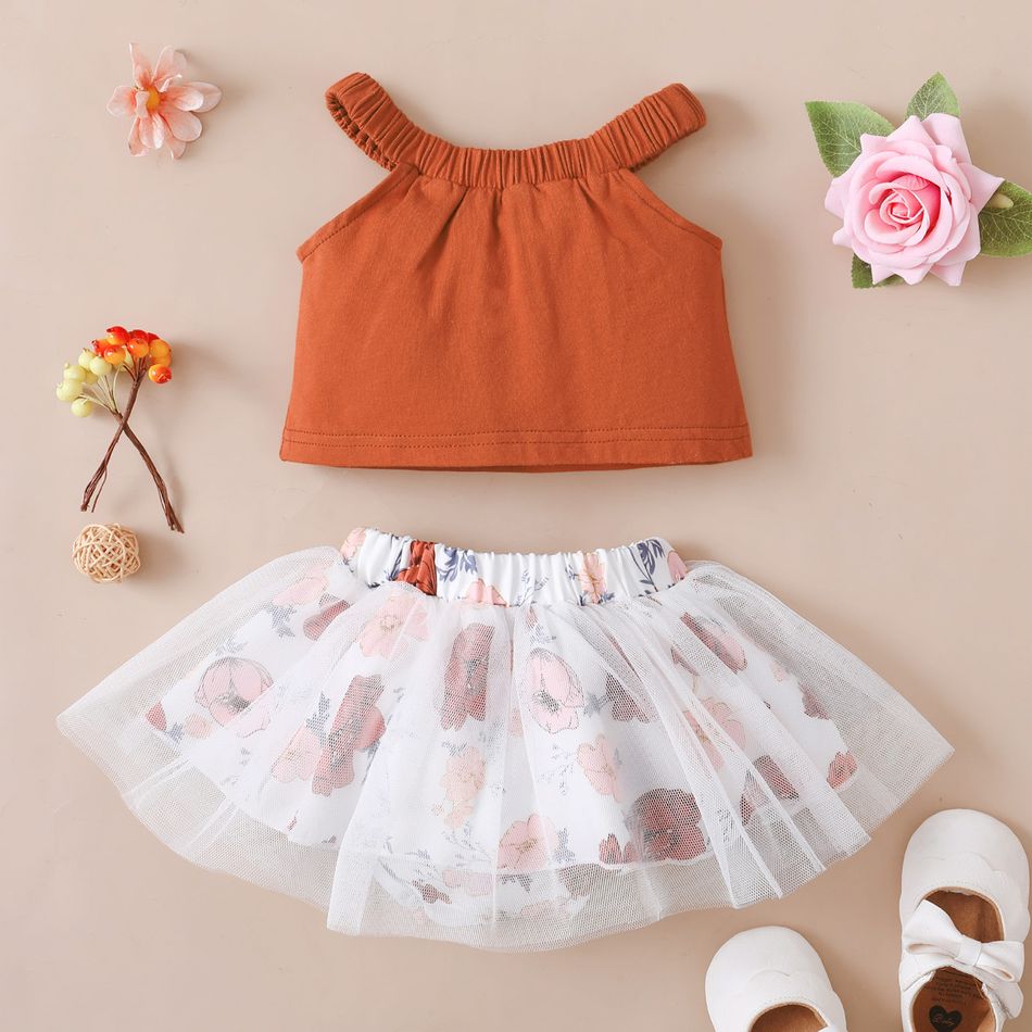2pcs Baby Girl 95% Cotton Sleeveless Halter Neck Top and Floral Print Mesh Skirted Shorts Set Khaki big image 2
